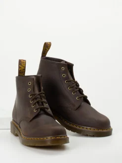 Dr. Martens – 8-Loch-Boots aus Fettleder braun