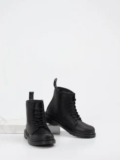 Dr. Martens – Schnürboots aus Glattleder schwarz