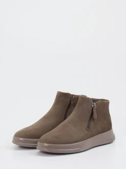 Ecco – Ankle Boots aus Veloursleder in Schlammgrün