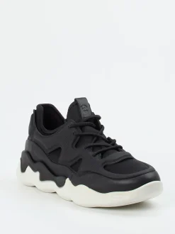 Ecco – Chunky Sneaker aus Textil in Schwarz