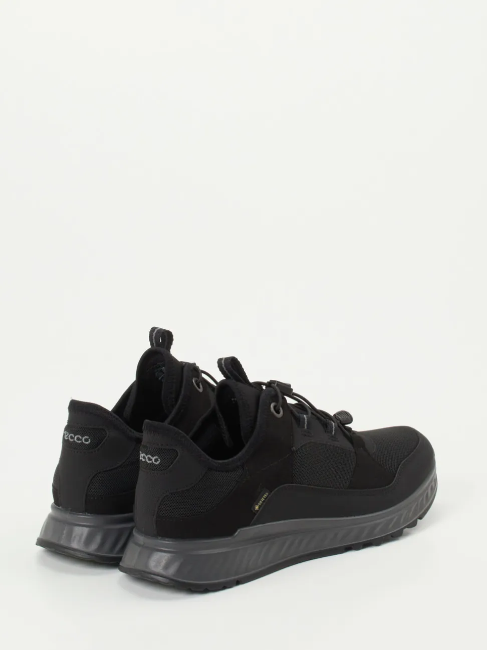 Ecco – Outdoor-Sneaker aus Mesh und Synthetik Schwarz