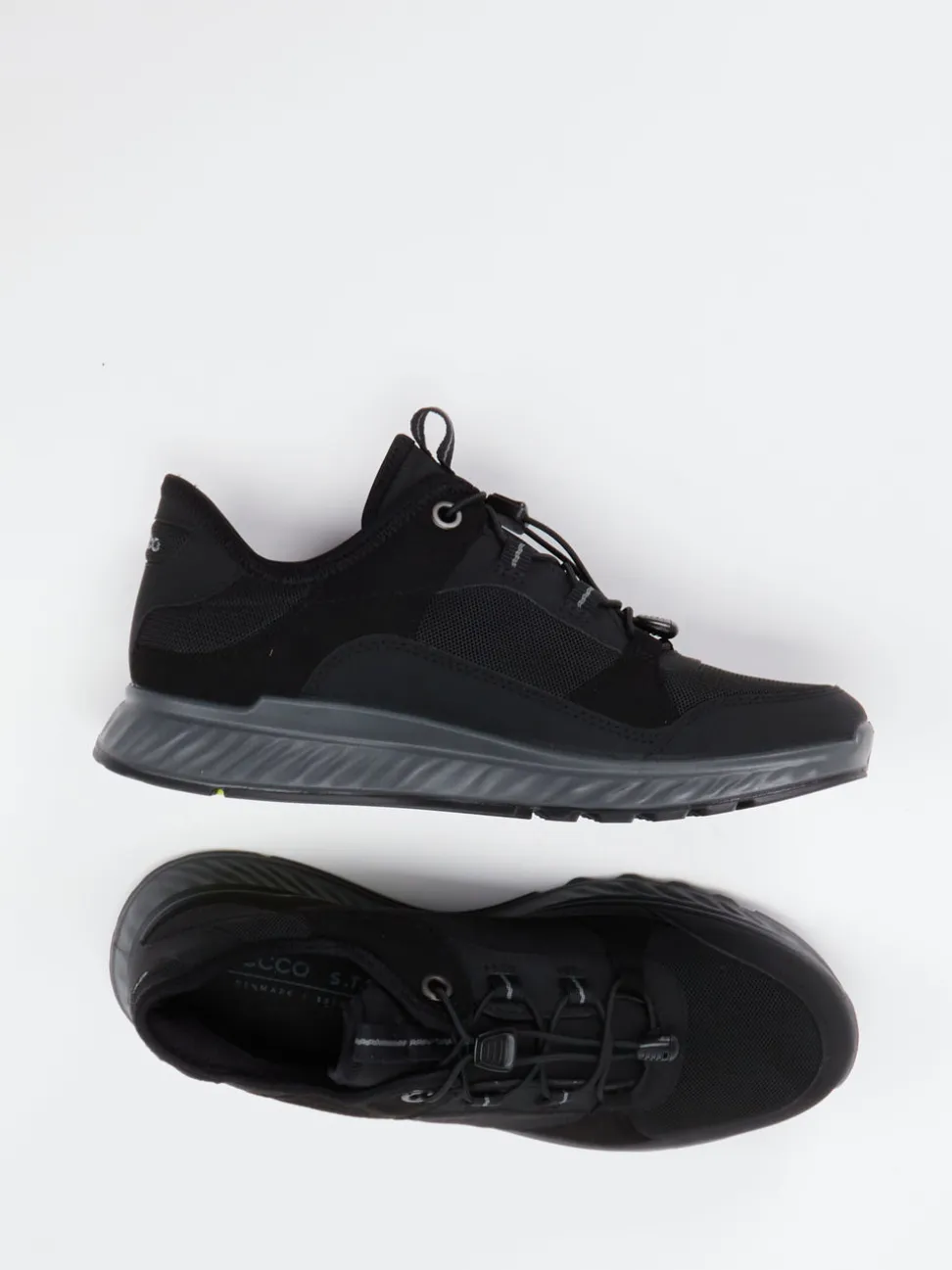 Ecco – Outdoor-Sneaker aus Mesh und Synthetik Schwarz