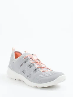 Ecco – Outdoor-Sneaker aus Textil in Hellgrau