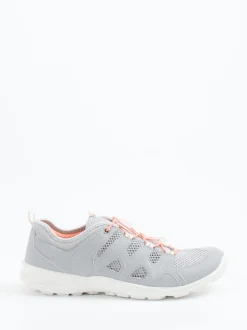 Ecco – Outdoor-Sneaker aus Textil in Hellgrau
