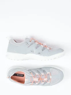Ecco – Outdoor-Sneaker aus Textil in Hellgrau