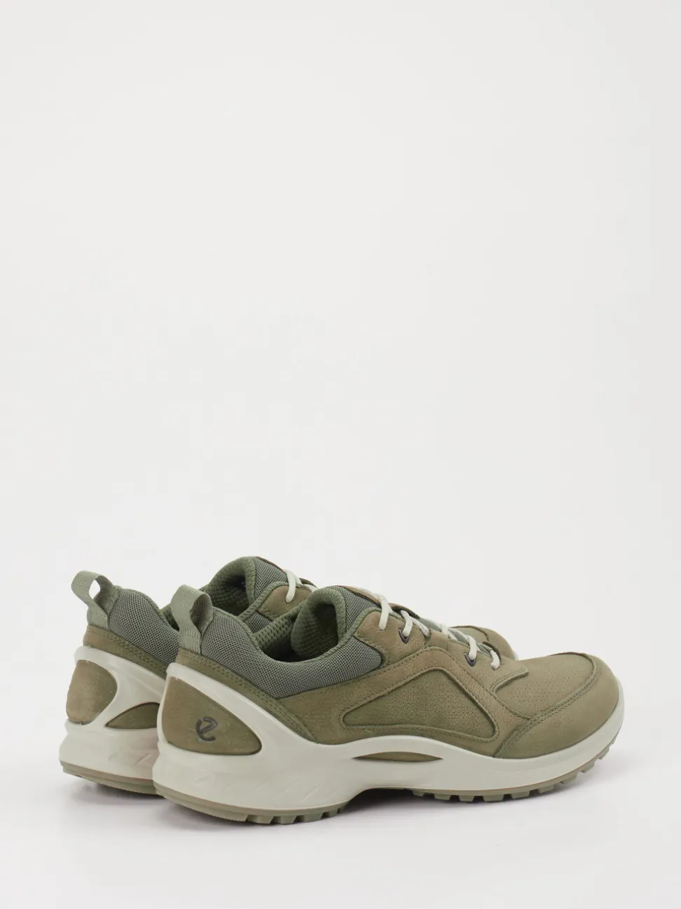 Ecco – Outdoor-Sneaker aus Nubukleder olivgrün