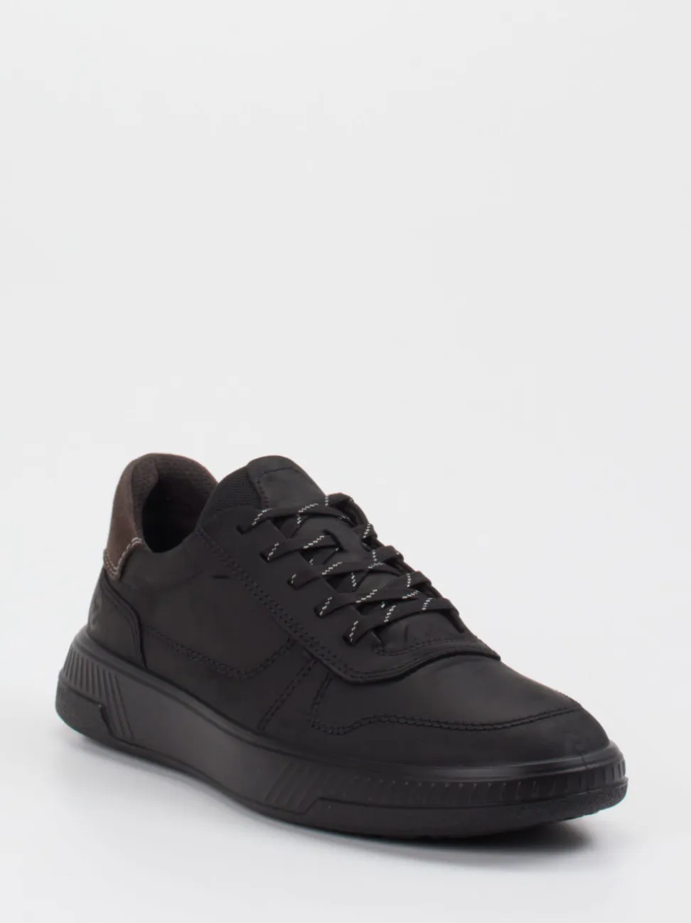 Ecco – Sneaker aus Kalbleder in Schwarz