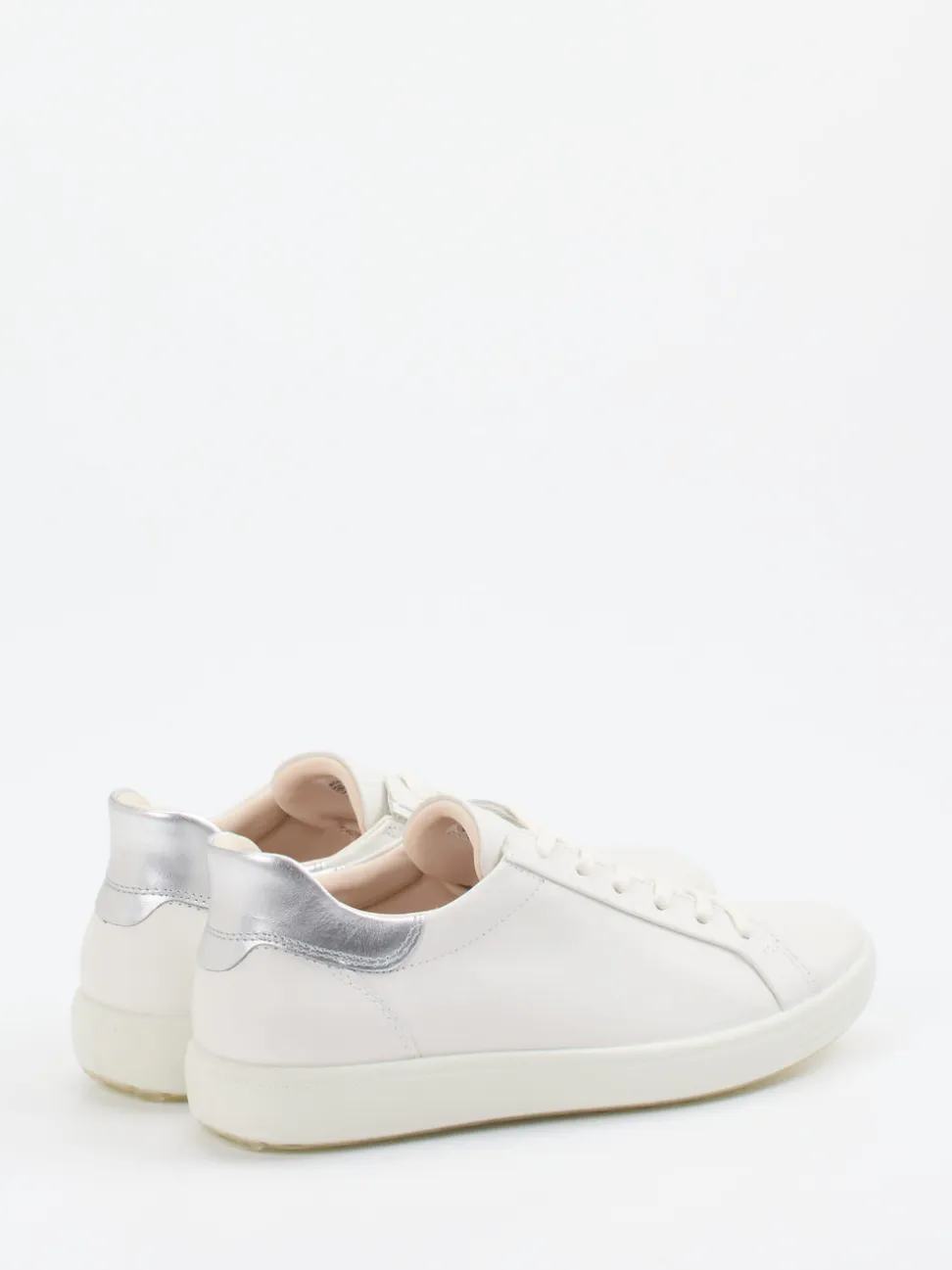 Ecco – Sneaker aus Kalbleder in Offwhite