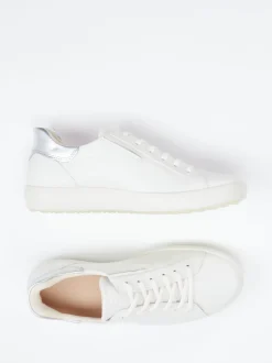 Ecco – Sneaker aus Kalbleder in Offwhite