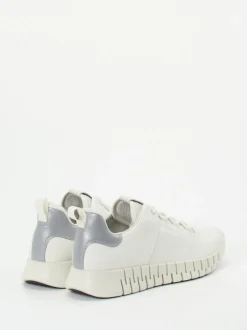 Ecco – Sneaker aus Kalbleder in Offwhite