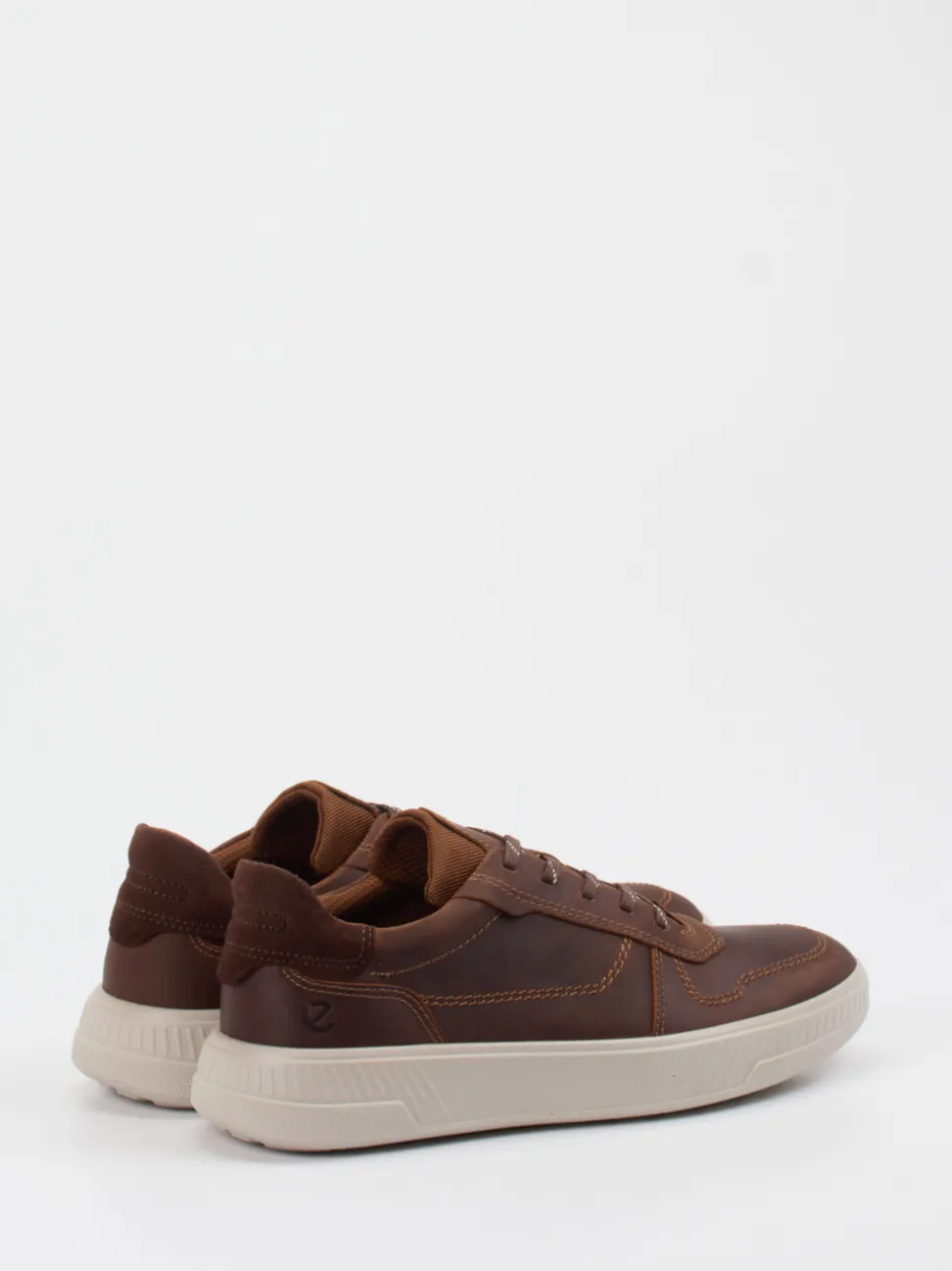 Ecco – Sneaker aus Kalbleder in Dunkelbraun