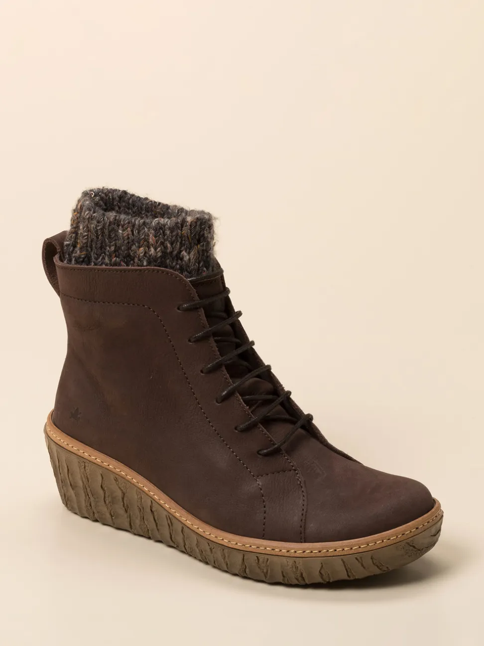 El Naturalista – Keilstiefelette aus Nubukleder braun