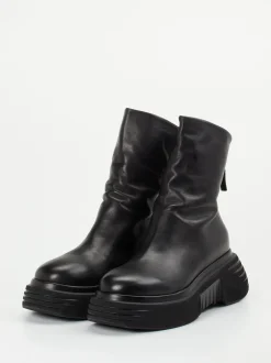 Elena Iachi – Plateau-Stiefelette aus Kalbleder Schwarz