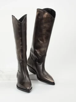 Elena Iachi – Westernstiefel aus Metallicleder bronzebraun