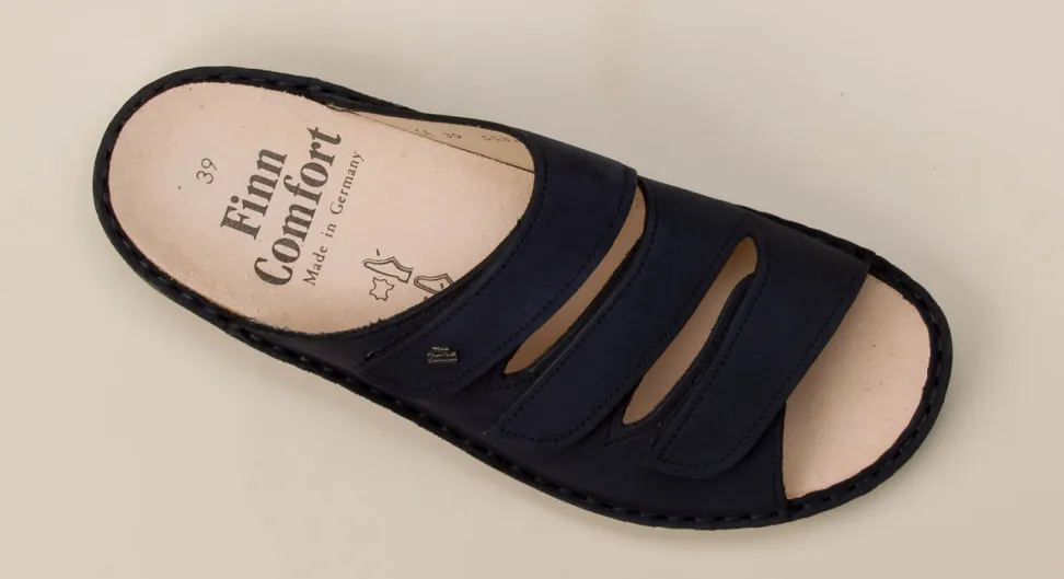 Finn Comfort – Komfort-Pantolette aus Nubukleder blau