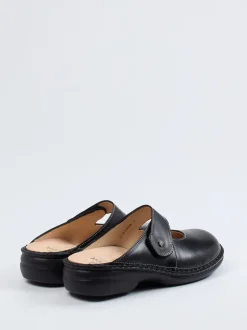 Finn Comfort – Komfort-Pantolette aus Kalbleder Schwarz