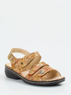 Finn Comfort – Komfortsandale aus geprägtem Leder beige