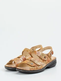 Finn Comfort – Komfortsandale aus geprägtem Leder beige