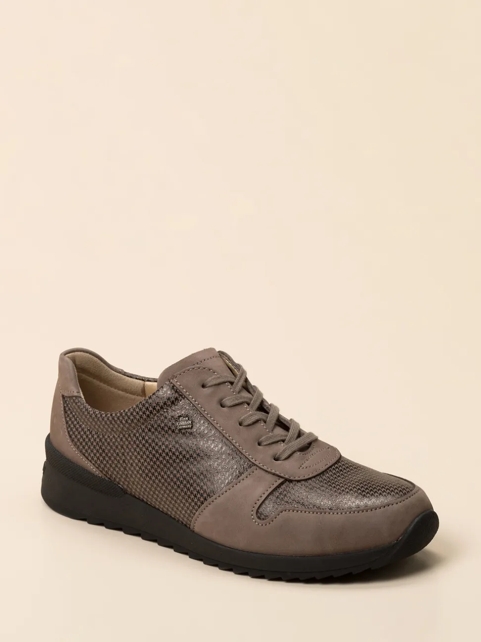 Finn Comfort – Komfort-Sneaker aus Nubukleder taupe
