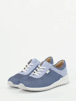 Finn Comfort – Komfort-Sneaker aus Textil in Lavendelblau