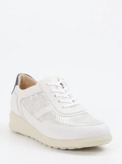 Finn Comfort – Komfort-Sneaker aus Glattleder Offwhite