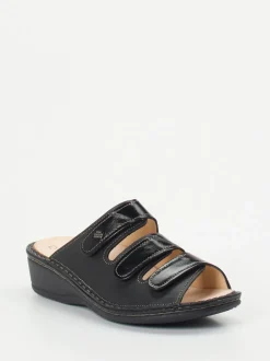 Finn Comfort – Pantolette aus Lackleder Schwarz