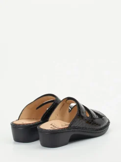 Finn Comfort – Pantolette aus Reptilleder schwarz