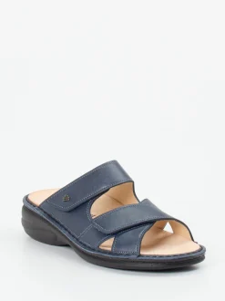 Finn Comfort – Pantolette aus Metallicleder grau