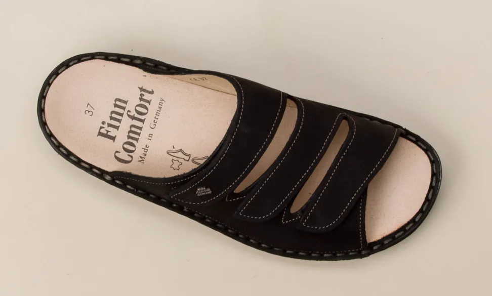 Finn Comfort – Pantolette aus Nubukleder schwarz