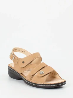 Finn Comfort – Sandale aus Nubukleder beige