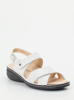 Finn Comfort – Sandale aus Kalbleder weiß