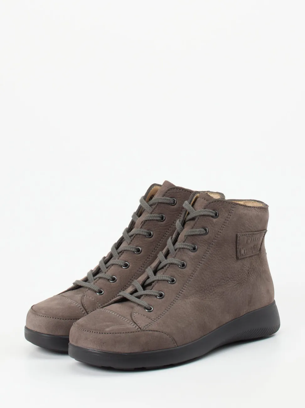 Finn Comfort – Schnürboots aus Nubukleder schlammgrau