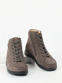 Finn Comfort – Schnürboots aus Nubukleder schlammgrau