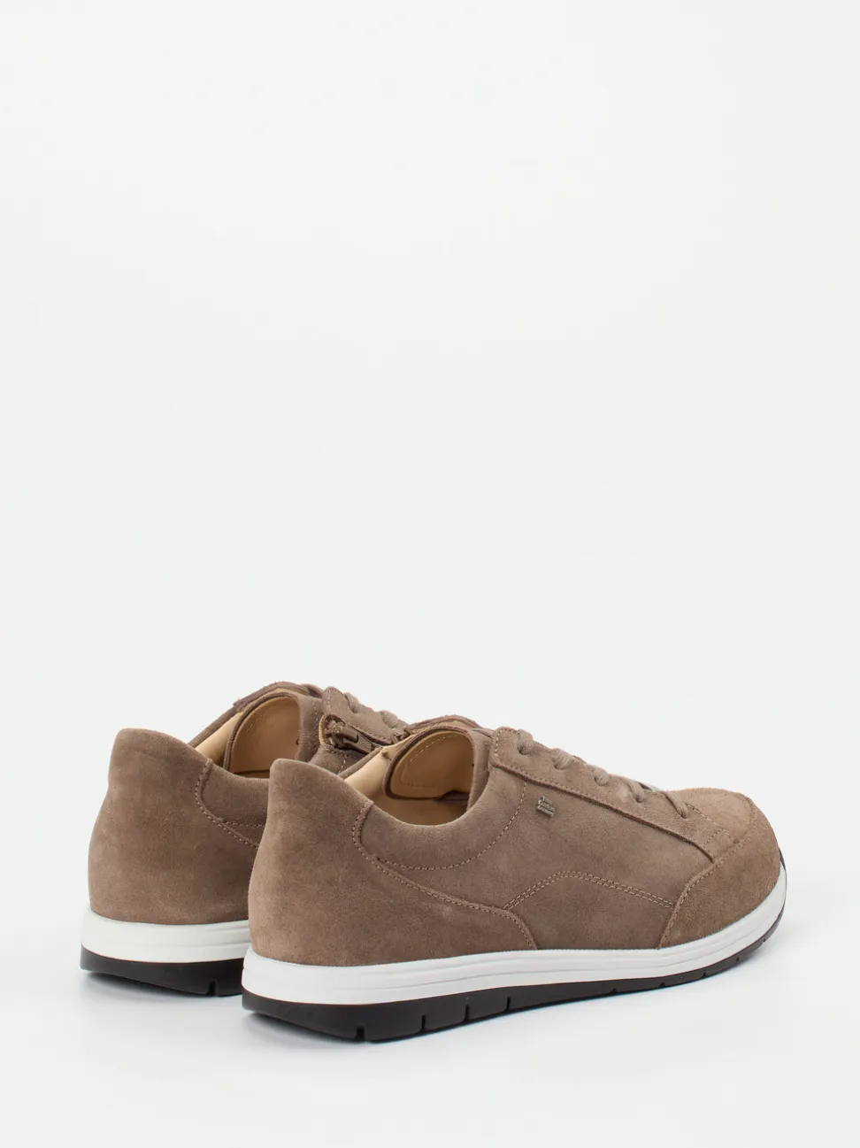 Finn Comfort – Schnürschuh aus Veloursleder taupe