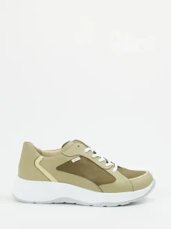 Finn Comfort – Sneaker aus Kalbleder in Olivbeige