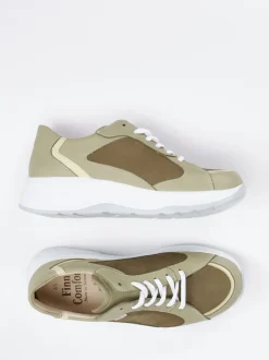 Finn Comfort – Sneaker aus Kalbleder in Olivbeige