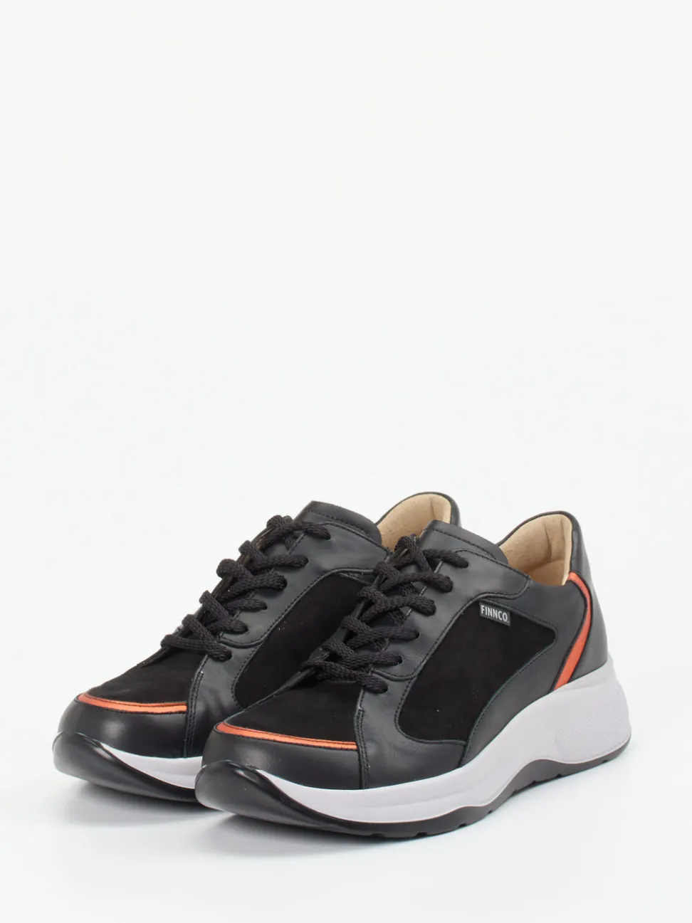 Finn Comfort – Sneaker aus Kalbleder mit Nubukdetails