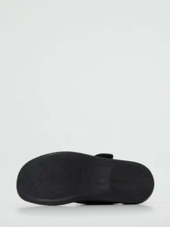 Fischer – Hausschuh aus Stretchmaterial schwarz
