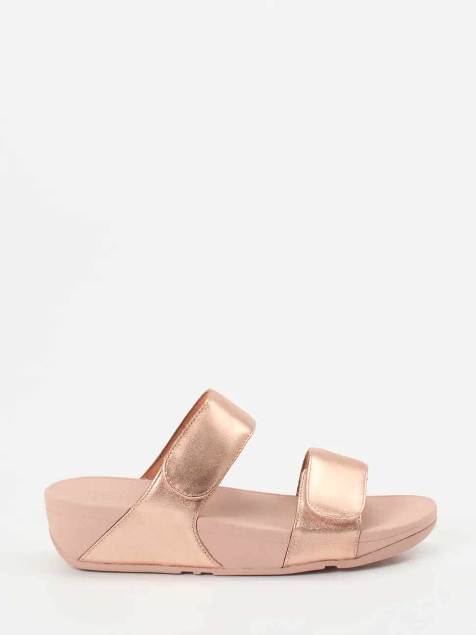 FitFlop – Sandalen aus Metallicleder in Roségold