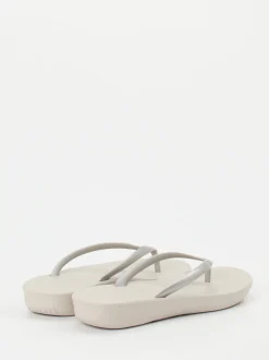 FitFlop – Zehentrenner aus Synthetik in Silber