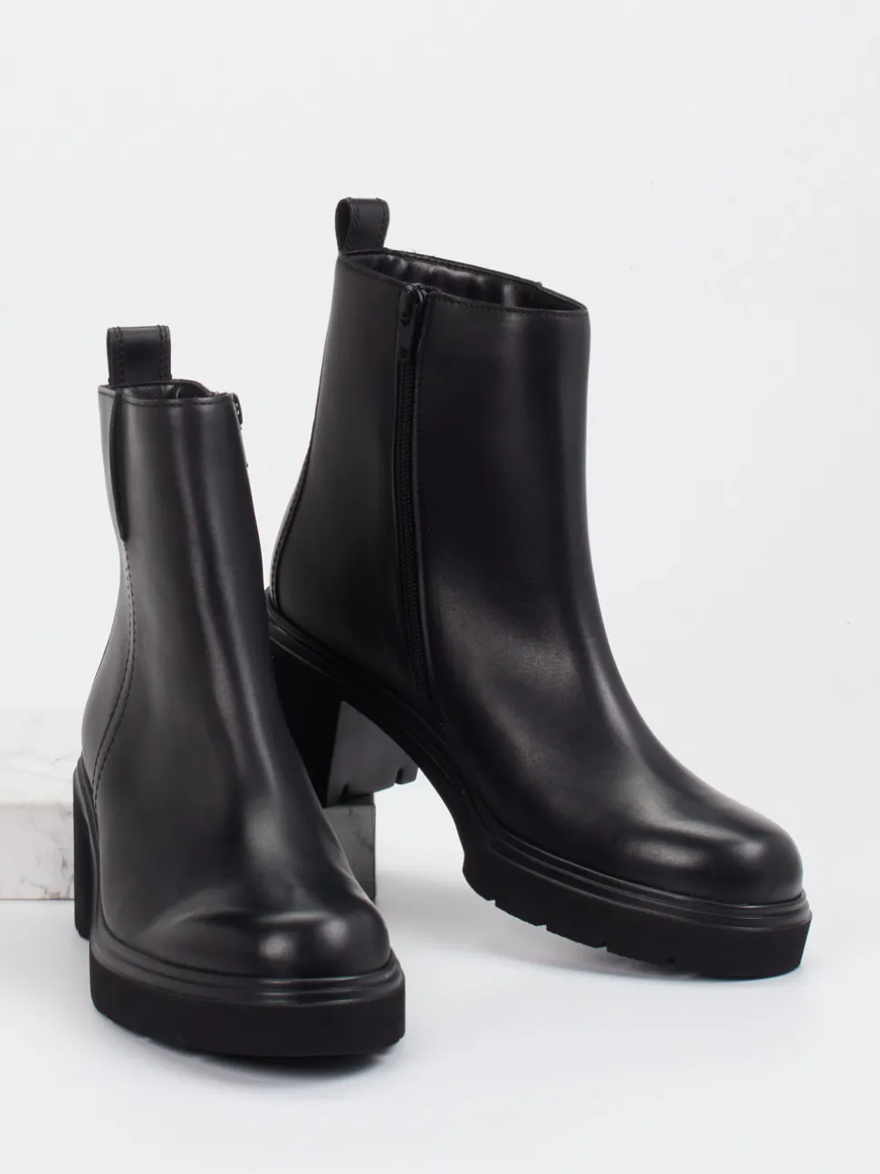 Gabor – Blockabsatz-Stiefelette aus Kalbleder schwarz