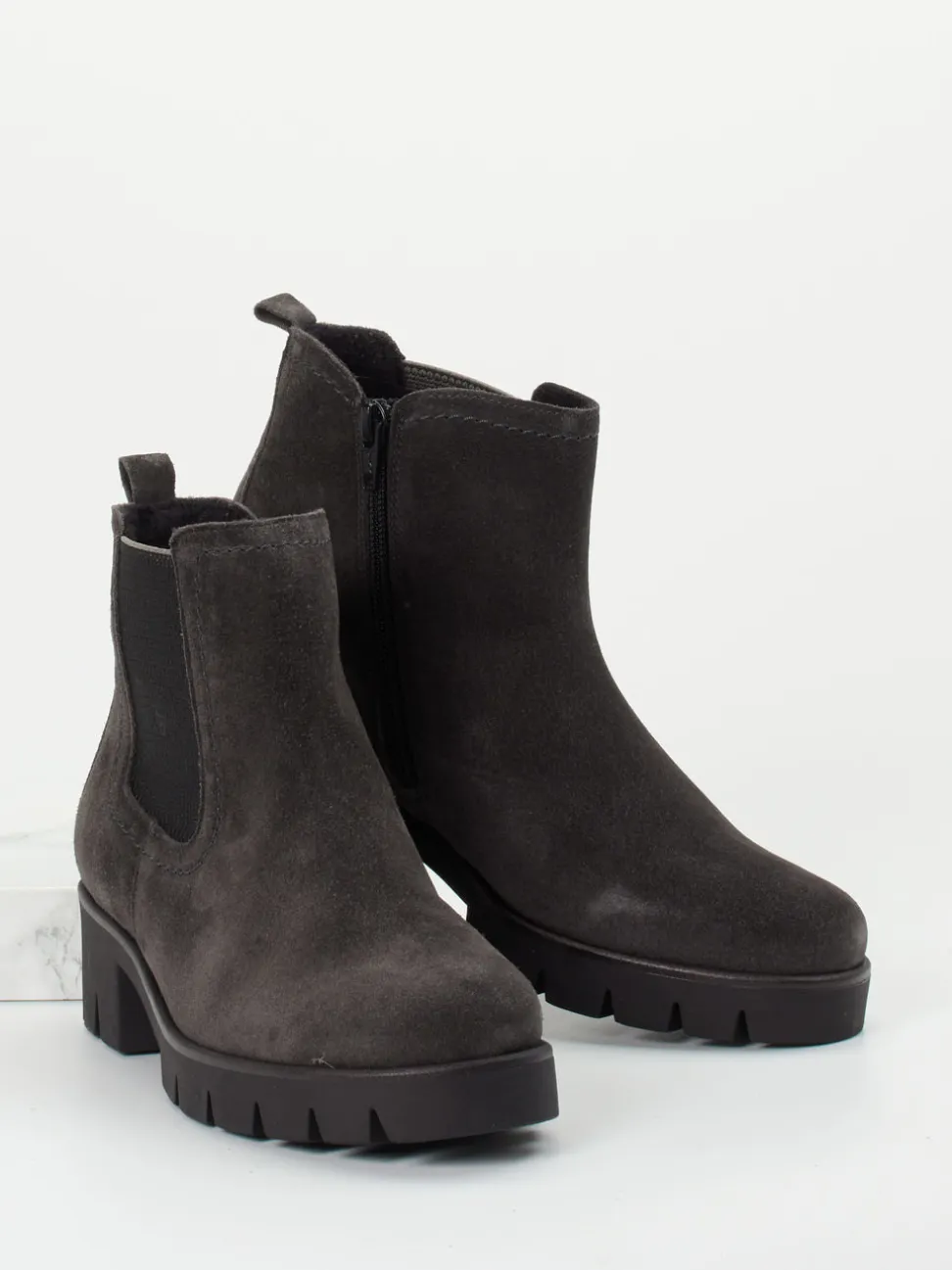 Gabor – Chelsea Boots aus Veloursleder Anthrazit