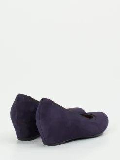 Gabor – Keilpumps aus Veloursleder Dunkelviolett