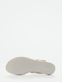 Gabor – Keilsandalette aus Lammleder Offwhite