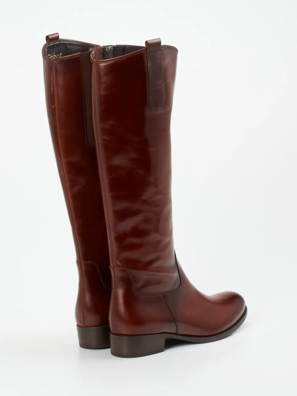 Gabor – Kniehohe Stiefel aus Glattleder kastanienbraun