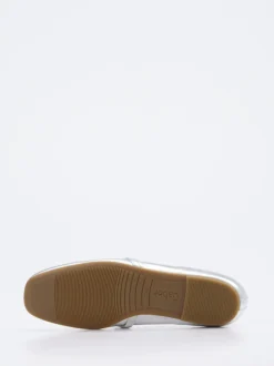 Gabor – Mary Jane Ballerinas aus Metallicleder silber