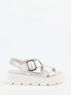 Gabor – Plateau-Sandale aus Metallicleder silber