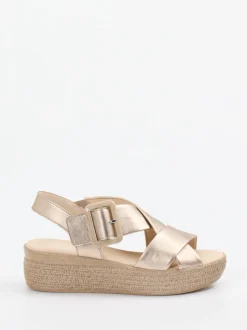 Gabor – Plateausandalen aus Metallicleder gold