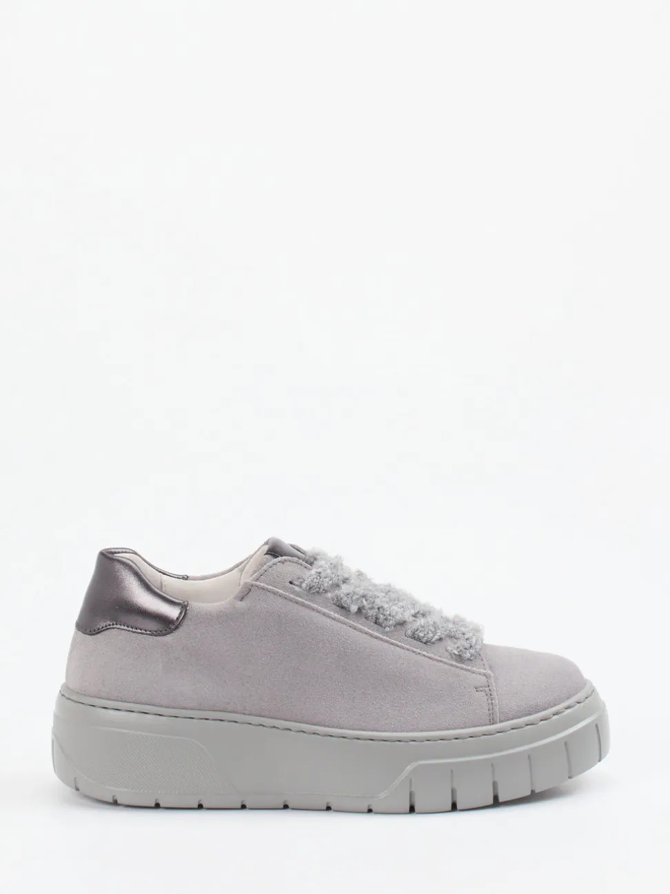 Gabor – Plateau-Sneaker aus Veloursleder Grau