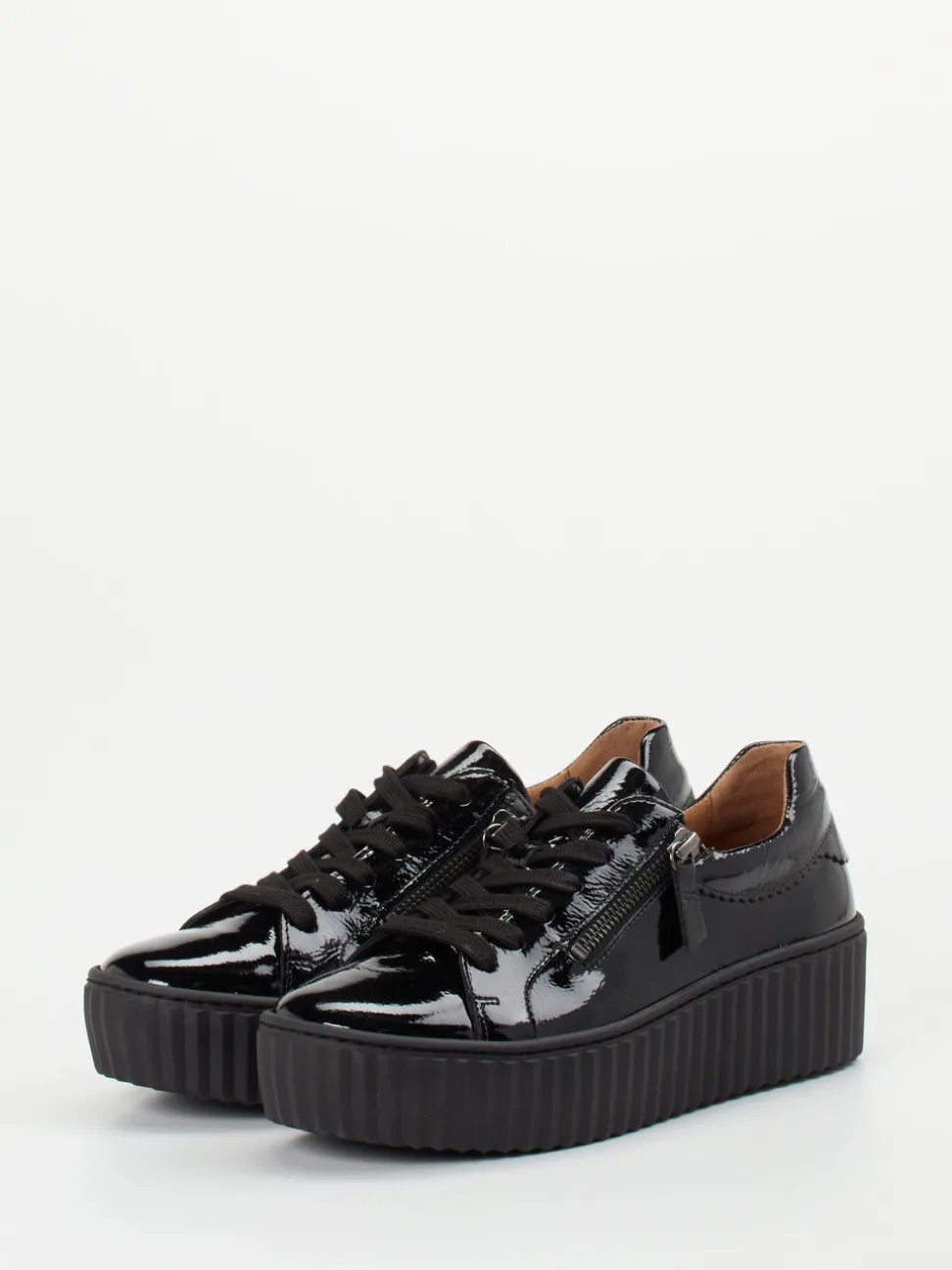 Gabor – Plateau-Sneaker aus Lackleder Schwarz